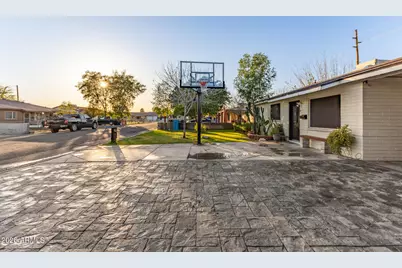 2810 W San Miguel Avenue, Phoenix, AZ 85017 - Photo 7