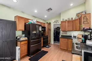 9530 W Tinajas Dr, Arizona City, AZ 85123 - Photo 17