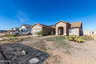 9530 W Tinajas Dr, Arizona City, AZ 85123 - Photo 5