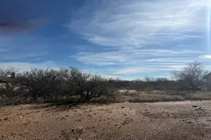 2108 N Elder Ave, Huachuca City, AZ 85616 - Photo 1