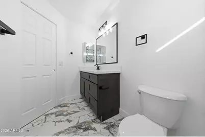 916 E Harwell Road, Phoenix, AZ 85042 - Photo 23