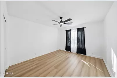 916 E Harwell Road, Phoenix, AZ 85042 - Photo 19