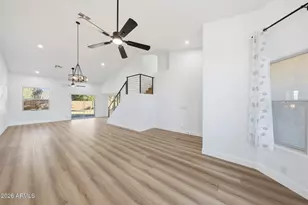 916 E Harwell Rd, Phoenix, AZ 85042 - Photo 7