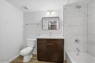 813 E Marlette Ave, Phoenix, AZ 85014 - Photo 19