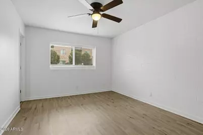 813 E Marlette Avenue, Phoenix, AZ 85014 - Photo 27