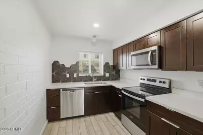 813 E Marlette Avenue, Phoenix, AZ 85014 - Photo 7