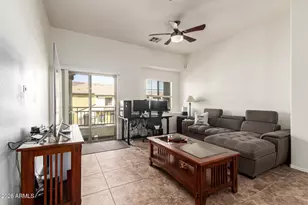 2725 E Mine Creek Rd, Phoenix, AZ 85024 - Photo 7