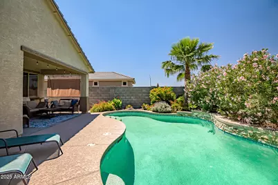 18662 W Foothill Drive, Surprise, AZ 85387 - Photo 23