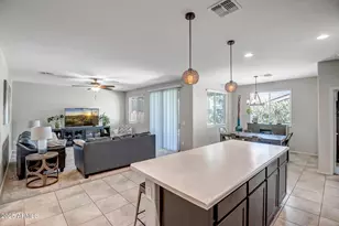 18662 W Foothill Dr, Surprise, AZ 85387 - Photo 7