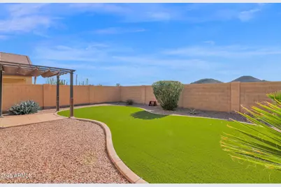 915 W Desert Seasons Drive, San Tan Valley, AZ 85143 - Photo 31