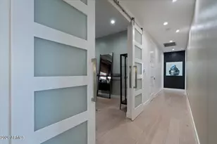 6166 N Scottsdale Rd, Paradise Valley, AZ 85253 - Photo 11