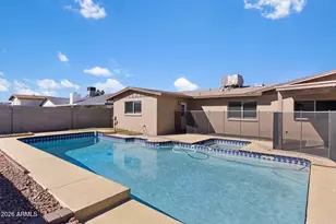 4569 W Shaw Butte Dr, Glendale, AZ 85304 - Photo 5
