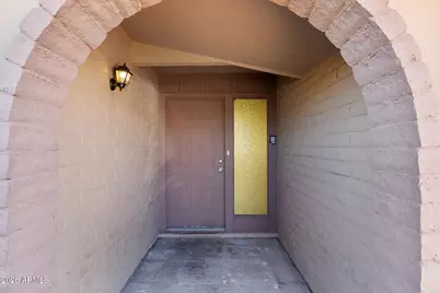 4569 W Shaw Butte Drive, Glendale, AZ 85304 - Photo 9