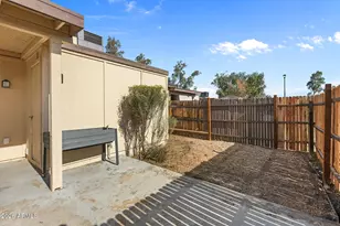 3120 N 67th Ln, Phoenix, AZ 85033 - Photo 23