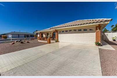 7704 E Navarro Avenue, Mesa, AZ 85209 - Photo 3