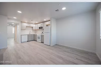 2121 W Adams Street #B103, Phoenix, AZ 85009 - Photo 7