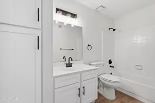 8018 E Casper St, Mesa, AZ 85207 - Photo 17