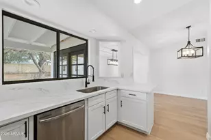 8018 E Casper St, Mesa, AZ 85207 - Photo 5