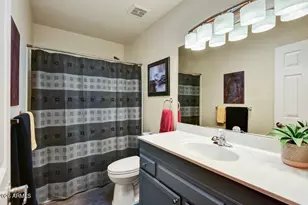 9808 W Kerry Ln, Peoria, AZ 85382 - Photo 13