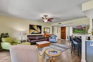 9808 W Kerry Ln, Peoria, AZ 85382 - Photo 7