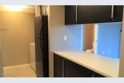 6118 W Morten Avenue, Glendale, AZ 85301 - Photo 3