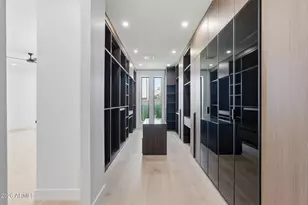 3106 N Valencia Ln, Phoenix, AZ 85018 - Photo 23