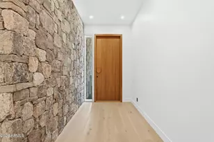 3106 N Valencia Ln, Phoenix, AZ 85018 - Photo 5