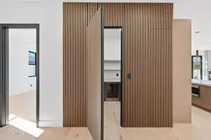 3106 N Valencia Ln, Phoenix, AZ 85018 - Photo 19