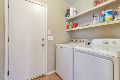 6102 W Shangri La Road, Glendale, AZ 85304 - Photo 15