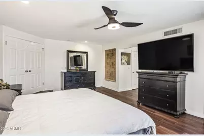 221 W Sweetwater Avenue, Phoenix, AZ 85029 - Photo 21