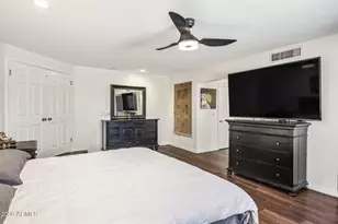 221 W Sweetwater Ave, Phoenix, AZ 85029 - Photo 21