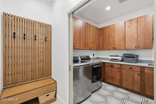 3901 E Weldon Ave, Phoenix, AZ 85018 - Photo 11