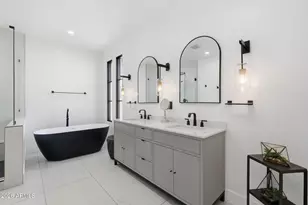 3901 E Weldon Ave, Phoenix, AZ 85018 - Photo 15