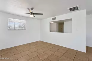 5662 W Mariposa St, Phoenix, AZ 85031 - Photo 11