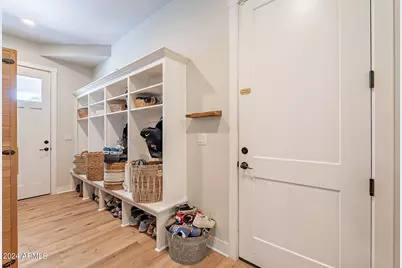 15908 E Vaughn Avenue, Gilbert, AZ 85234 - Photo 33