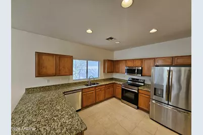 17727 W Marshall Lane, Surprise, AZ 85388 - Photo 5