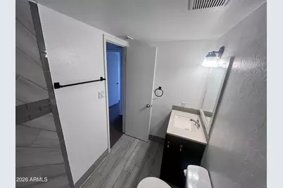 8426 N 34th Drive, Phoenix, AZ 85051 - Photo 7