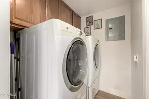 3535 W Monte Cristo Ave, Phoenix, AZ 85053 - Photo 9