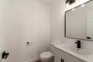 901 E Stanford Ave, Gilbert, AZ 85234 - Photo 13