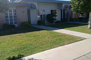 9905 W Hawthorn Dr, Sun City, AZ 85351 - Photo 13