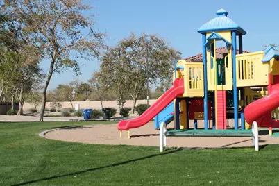 1513 E Mobile Lane, Phoenix, AZ 85040 - Photo 5