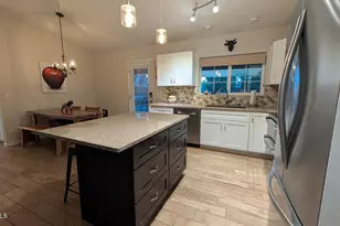 1225 W Bentrup St, Chandler, AZ 85224 - Photo 3