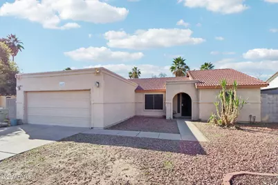 10096 N 63rd Avenue, Glendale, AZ 85302 - Photo 1