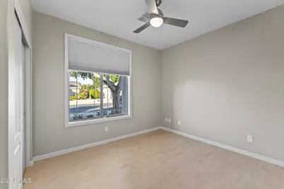 6207 W Wikieup Lane, Glendale, AZ 85308 - Photo 19