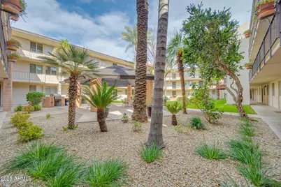 4727 E Lafayette Boulevard #322, Phoenix, AZ 85018 - Photo 11