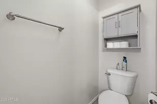 2412 E Rosemonte Dr, Phoenix, AZ 85050 - Photo 17