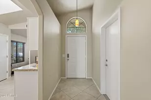 2412 E Rosemonte Dr, Phoenix, AZ 85050 - Photo 5