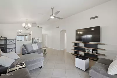 2412 E Rosemonte Drive, Phoenix, AZ 85050 - Photo 15