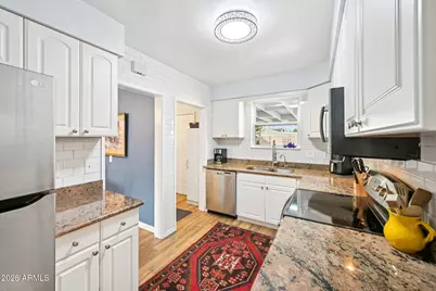 1202 W Clarendon Avenue, Phoenix, AZ 85013 - Photo 17