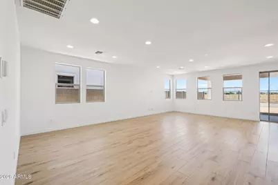 7938 W Griswold Road, Peoria, AZ 85345 - Photo 11